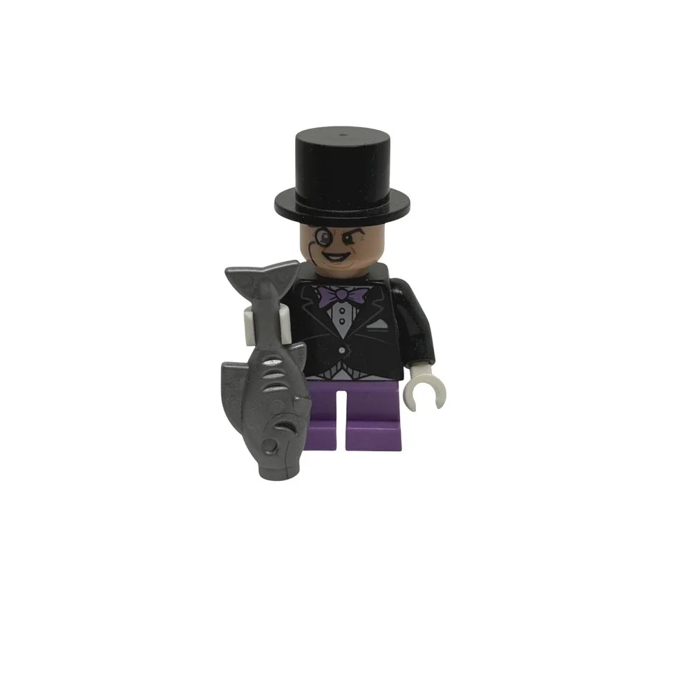 LEGO DC Super Heroes The Penguin Minifigure sh031 Black Tuxedo Short Legs Fish